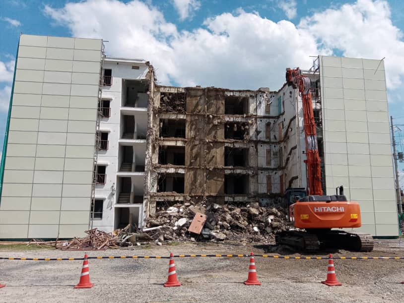 京都府のRC地上5F解体施工事例2